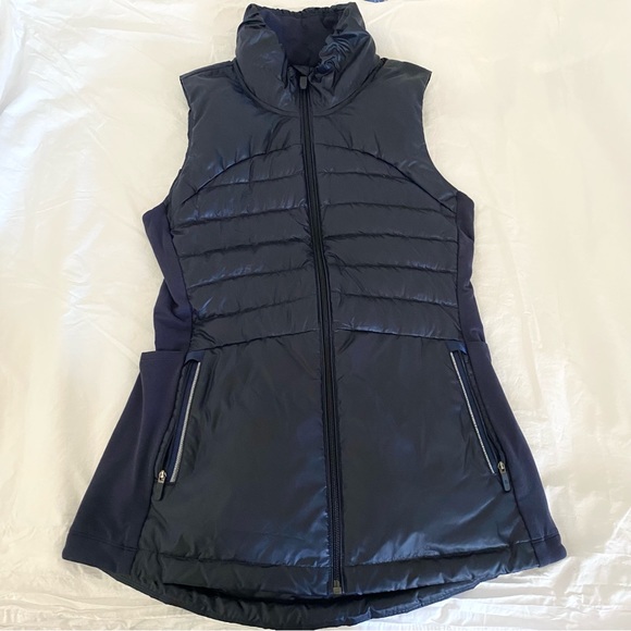 Lululemon Down For A Run Packable Vest II Inkwell Navy 800 Fill Goose Do… - Picture 2 of 16